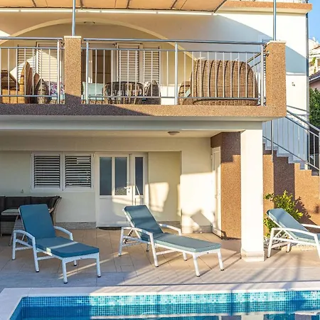 Urban Villa *